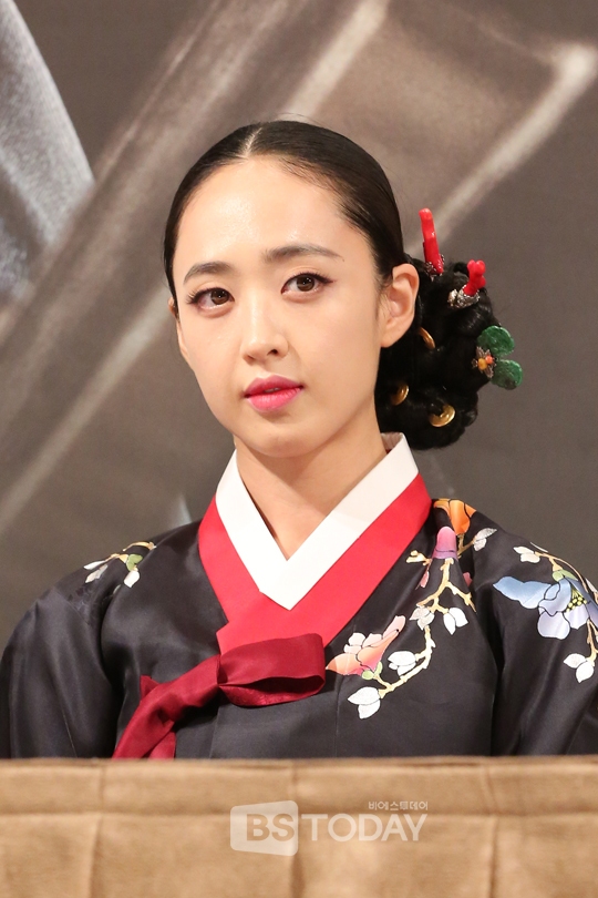 김민정.jpg