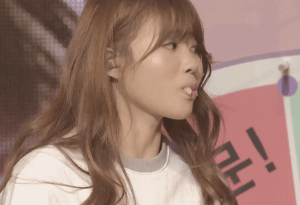 i13697446796.gif