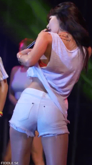 yk6rwk6.gif