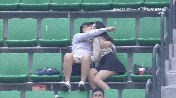 6f2677fb22b9054fa8d084f80d9700c2_1460844219_4802.gif