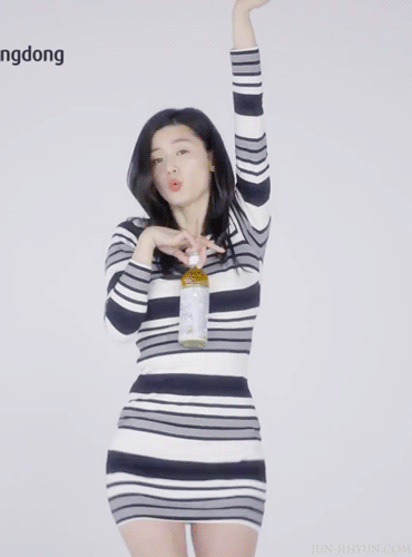 29d9c9623d1de7e8881c66bac680e5e9.gif