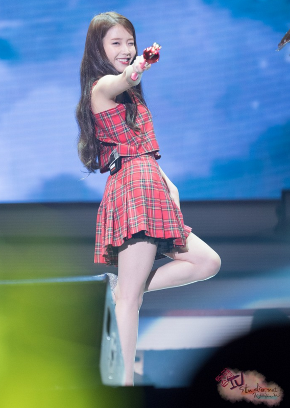 아이유10.PNG