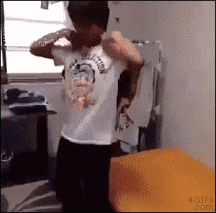 tK8yuYZ.gif