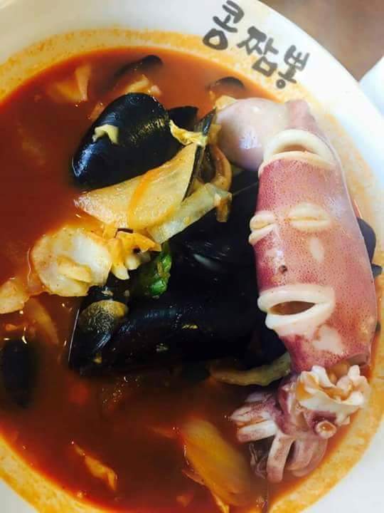 짬뽕속에서 잠든 비와이.jpg