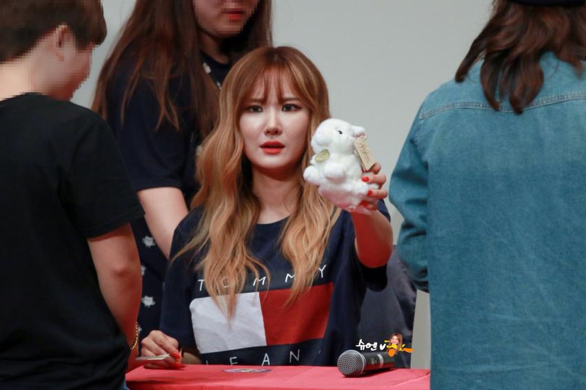 LE 선물에 따른 표정 변화2.JPG