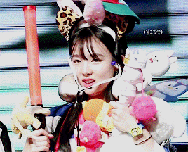 나연4.gif