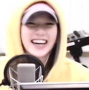tumblr_ocvbzmjTVH1qehiaao1_250.gif