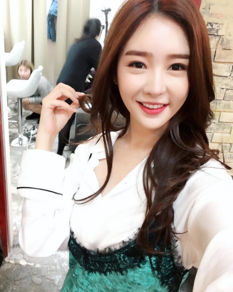 06f7bb7c3b6b35554efb74625b43e5d4_ujoixlcPu1nlP6UY8fXCPrKkqjOI[1].jpg