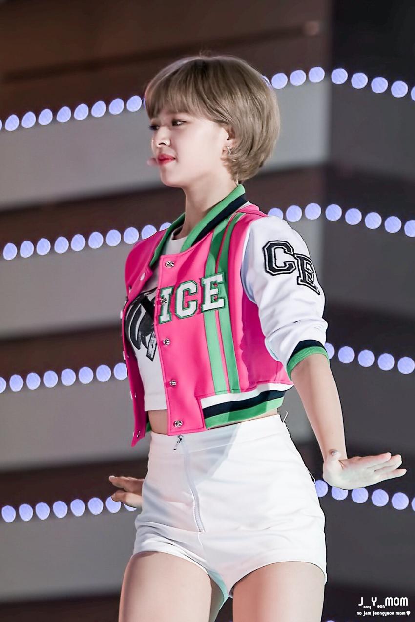 DMC 페스티벌 정연1.jpeg