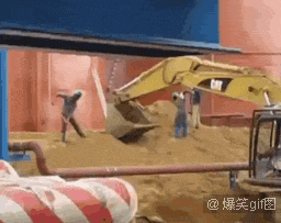 군대작업 한짤 요약.gif
