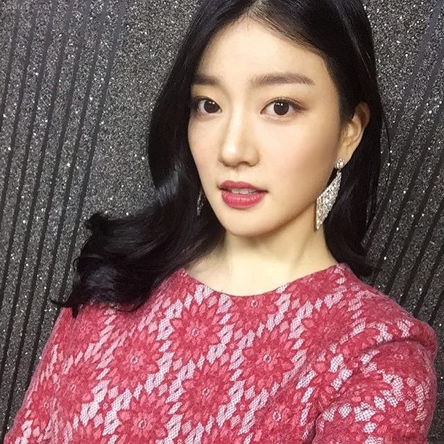 미스 월드 코리아 1위 왕현 1.jpg