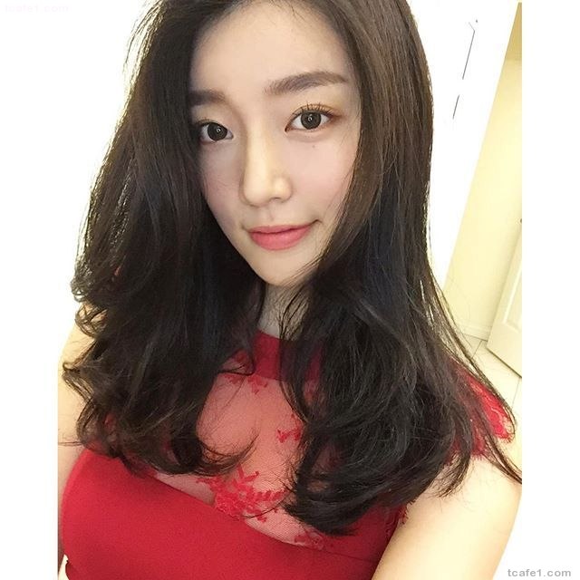 미스 월드 코리아 1위 왕현 2.jpg