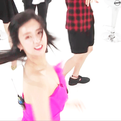 윤보미 11.gif