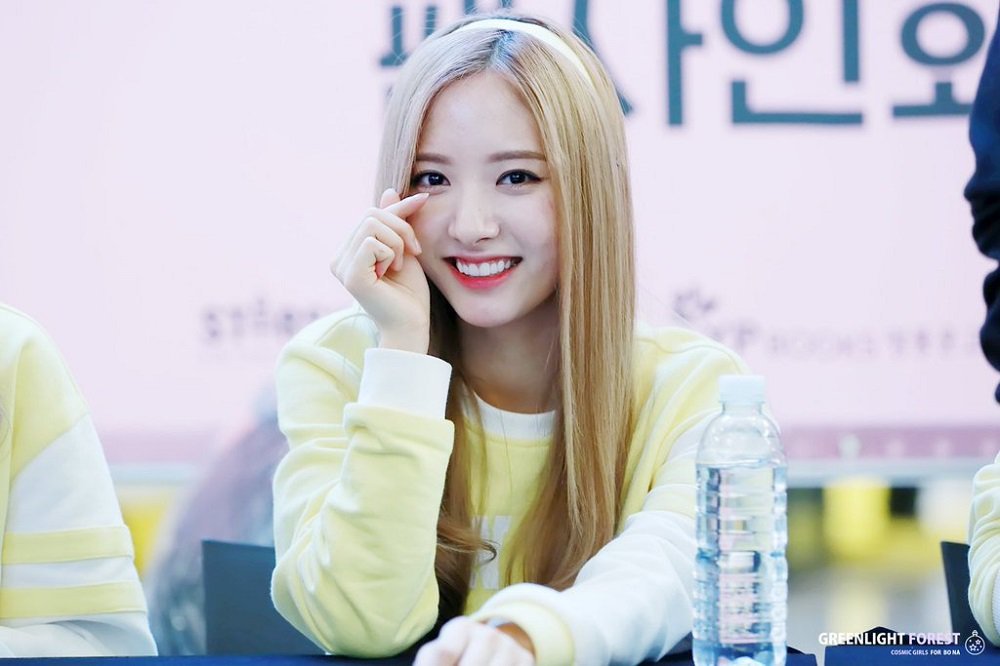 걸그룹 우주소녀의 비쥬얼1.jpg