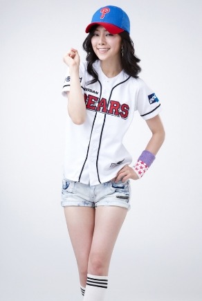 홍수아모자2.jpg