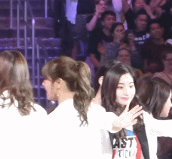 다현이 2.gif