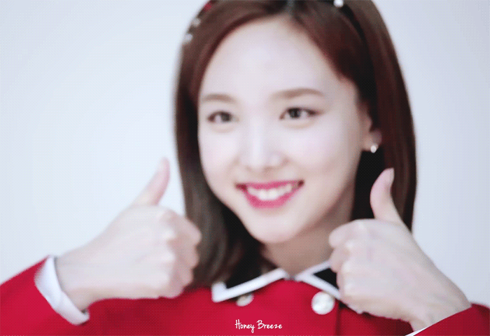 나연 3.gif
