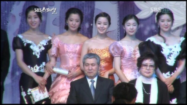 김연아 외모 대참사.jpg