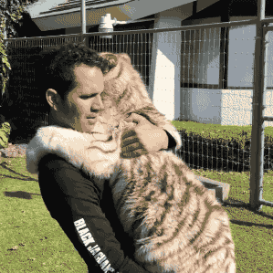 1466036668_0254e595_252b_46ef_a7db_e5d3c65c7f40.gif