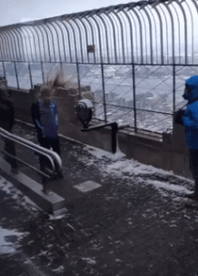 ezgif.com-resize (6).gif