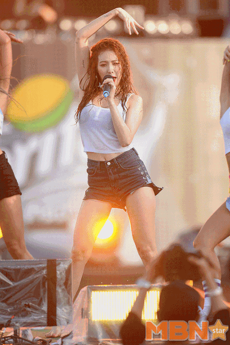 ezgif.com-resize.gif