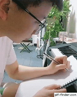 1532576622139.gif