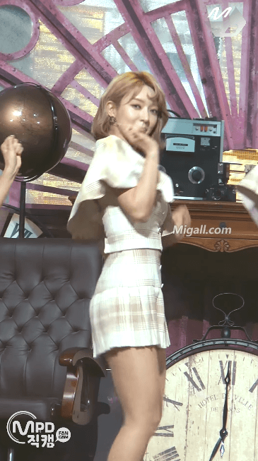 8.gif