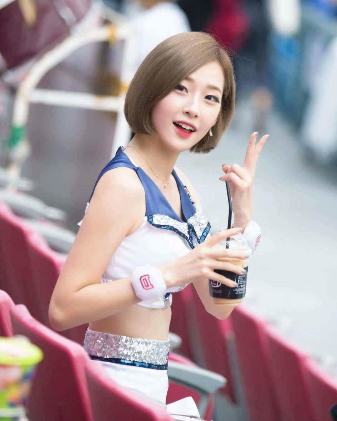 562a75a76f0806fe451c8c94779de68640e9426b.jpg