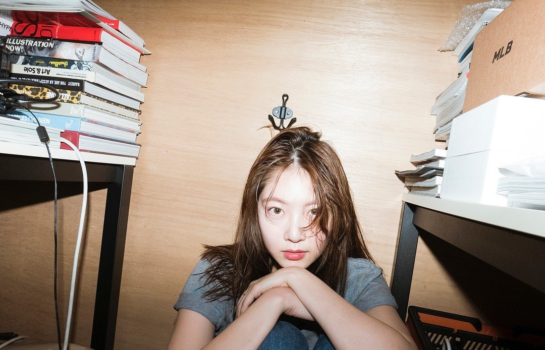 0seungyeon_BnKGDxdFNuL.jpg