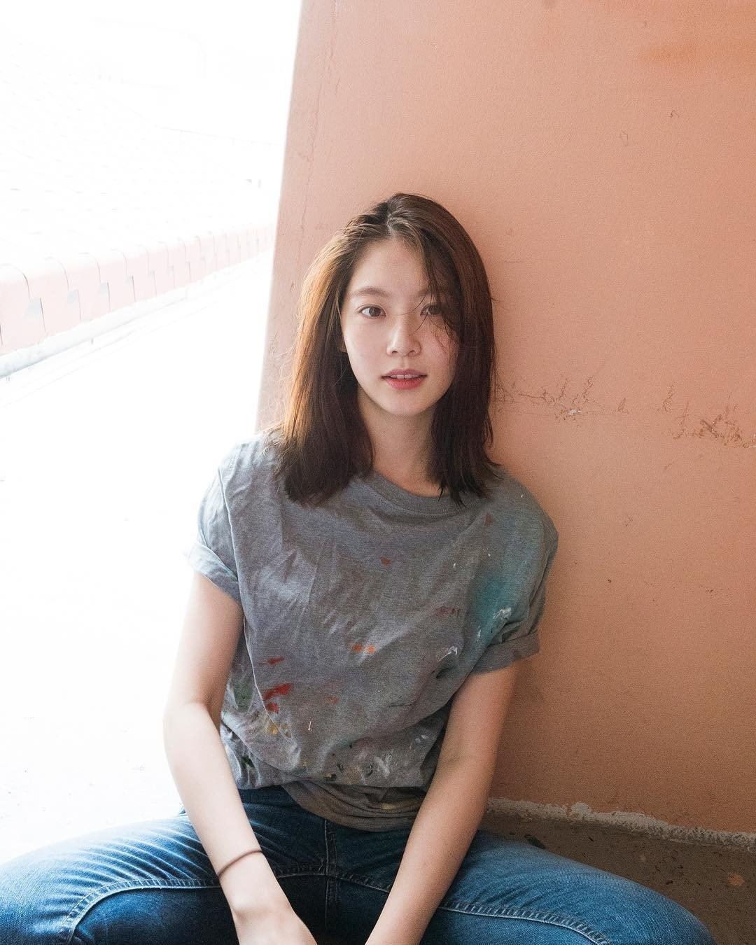 0seungyeon_BnH8CmGh0lV.jpg