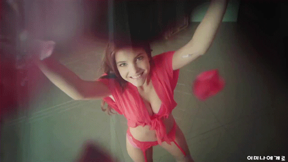 4E29CEBD-6DCE-4A8F-8DA8-D57F7D52A258.gif