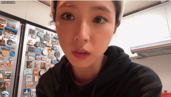 유튜버 신세경 (3).gif