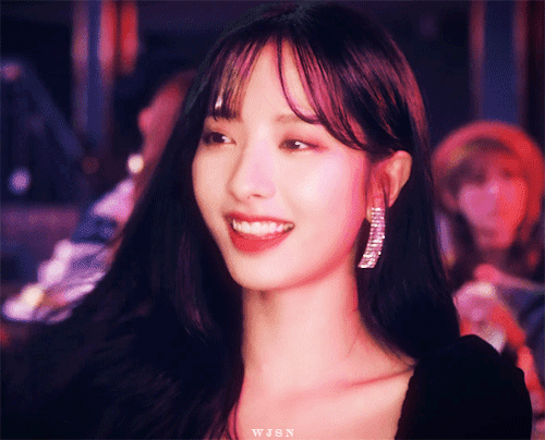 wjsnvlive-20181206-030235-000.gif