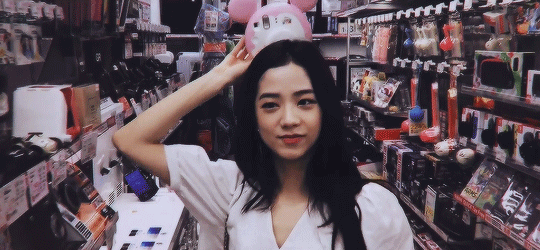 1544066812451.gif