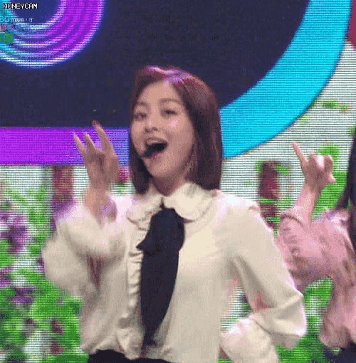 1545499226328.gif