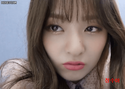 이나경1.gif