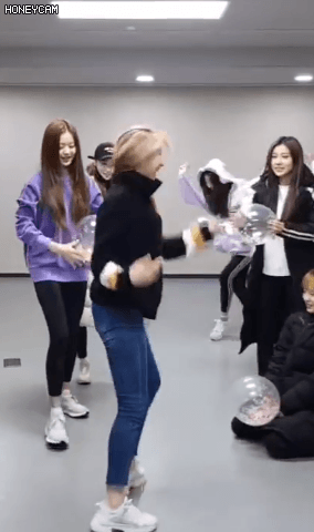 다운로드 (12).gif