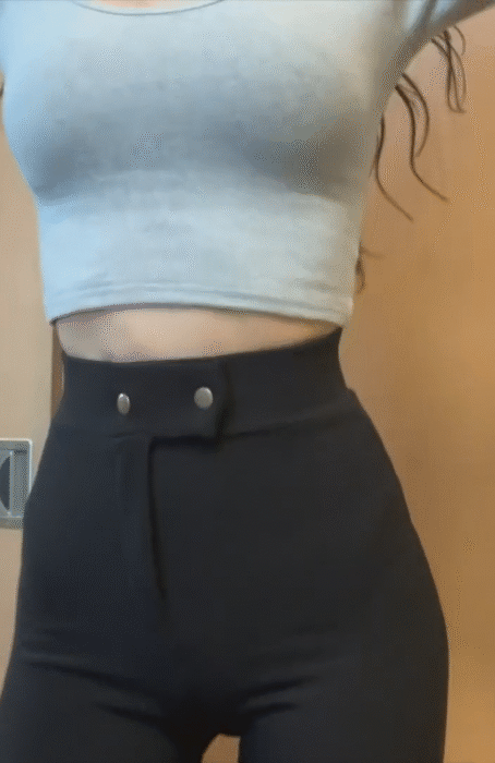 54117942b62eafb05498d64eb30be2b9_82st9NqRDpvNHF.gif