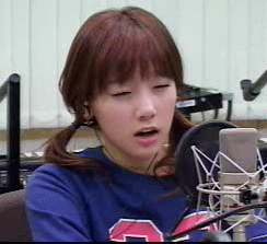 99790A335A08E4910B.gif