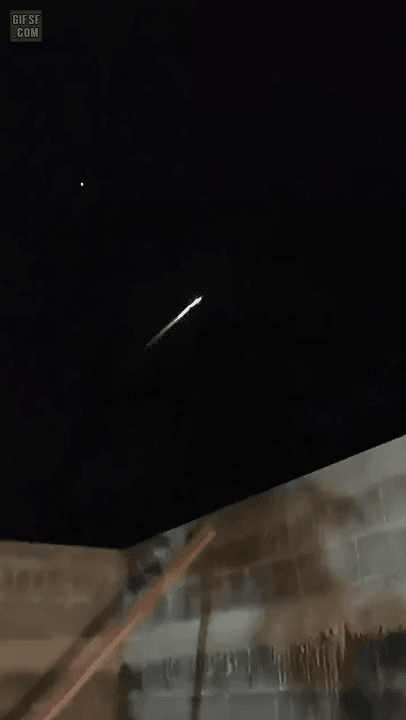 1b86e10db083eba35ee60d36e222dd79_qxufVnSy8VPIRAhNNWlaWN5Q3YB7bTf.gif
